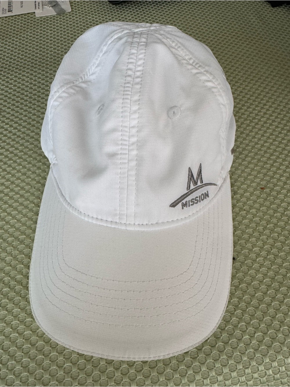 Mission White OS Enduracool Performance Adjustable Running Cap NWOT